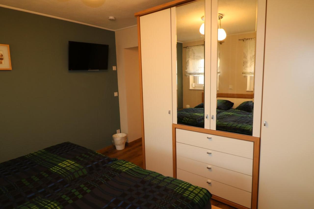 Ferienwohnung Am Pfaffenderbach Ralingen Extérieur photo